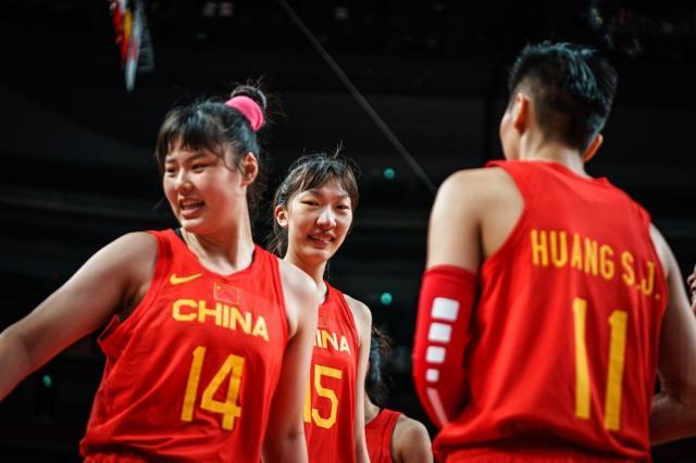 开云综合娱乐-开门红！中国女篮大胜波多黎各42分为三大球提气